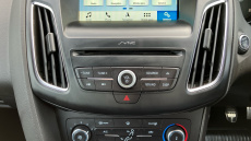 Ford Focus 1.0 EcoBoost 140 ST-Line Navigation 5dr Petrol Hatchback